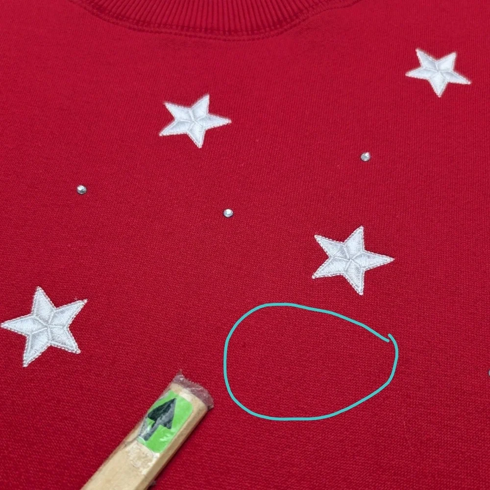 The Quacker Factory Sweatshirt Women Large Red Embroidered Stars Rhinestone - Picture 6 of 9
